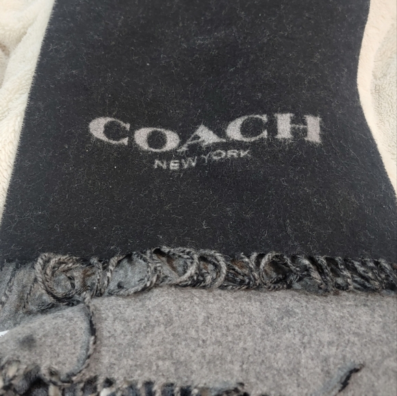 NWT Black & Gray Men's Signature COACH New York Scarf - Picture 10 of 17